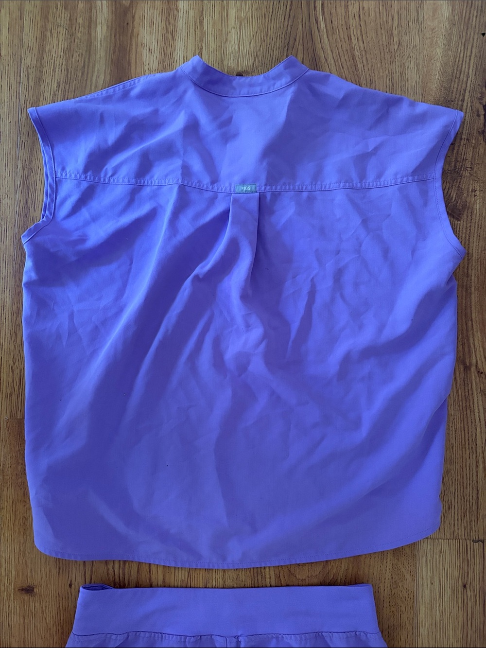 Figs Technical Collection Women's Lavender Jogger Top & Pants - Size L - Picture 10 of 14